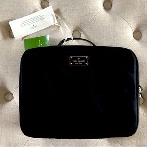 NWT Kate Spade Martie Makeup Case